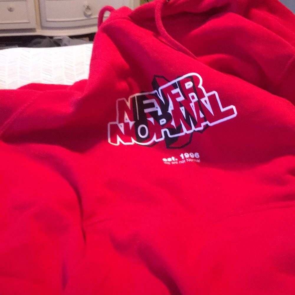 This is sams red never Normal hoodie 😌